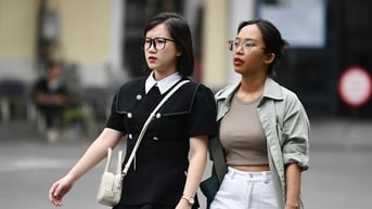 Dự báo thời tiết 3/10/2024: Miền Bắc se lạnh, miền Nam mưa giông chiều tối