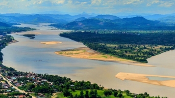 នេះ​ជា​ទន្លេ​វែង​បំផុត​ទាំង​ពីរ​ក្នុង​ប្រទេស​វៀតណាម អាន​ព័ត៌មាន​ជាក់​លាក់​ធ្វើ​ឲ្យ​មនុស្ស​ជា​ច្រើន​ភ្ញាក់​ផ្អើល។