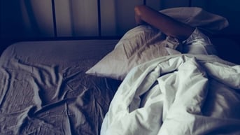 Mộng tinh nhiều có phải yếu sinh lý?