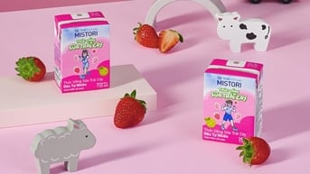 Mẹ an tâm để bé tự chọn thức uống yêu thích với TH true JUICE milk MISTORI