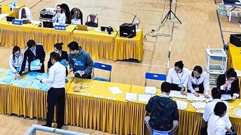 Phiên đấu giá đất trả tới 30 tỉ đồng/m² rồi xin rút vì 'sợ quá' diễn ra như thế nào?