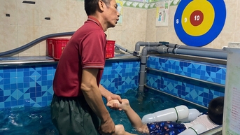 Tran Ai រកឃើញកន្លែងបង្រៀនកុមារ Autistic - ផ្នែកទី 1: 'Autism' ជាមួយសាលា Autistic