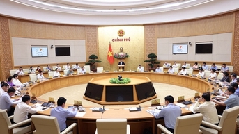 Nhất quán mục tiêu thúc đẩy tăng trưởng, giữ vững ổn định kinh tế vĩ mô