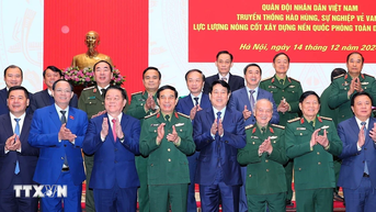 Chủ tịch nước: Xây dựng Quân đội Nhân dân cách mạng, chính quy, tinh nhuệ