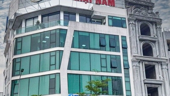 Tạm dừng giao dịch 12 tổ chức, cá nhân liên quan Công ty BĐS Nhật Nam