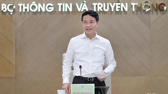 베트남 사람들에게 서비스를 제공하는 베트남 가상 비서 4명이 있을 것입니다.