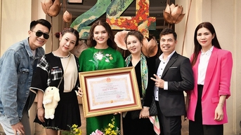 Vinh dự và tự hào vì đã đánh dấu thêm một dấu mốc tốt đẹp cho cuộc đời mình