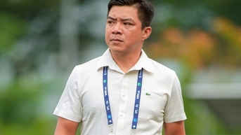 Bị xúc phạm và quy chụp ở giải 7 người, trọng tài FIFA World Cup đã nói…