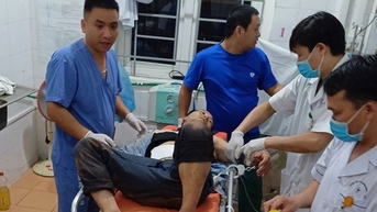 ចាប់​បាន​ថ្នាំញៀន​ហេ​រ៉ូ​អ៊ី​ន​១៦​ដុំ ជនសង្ស័យ​ប្រើ​កាំបិត​ចាក់​បំពង់ក​ធ្វើ​អត្តឃាត​