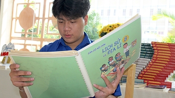 'Vẽ' bản đồ nổi cho môn lịch sử, địa lý