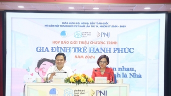 Bên nhau, mình là nhà