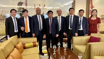 ស្នើ​ក្រុមហ៊ុន Adani Group និង​ភាគី​ផ្សេង​ទៀត​ឲ្យ​ឆាប់​ដាក់​ពង្រាយ​ការ​វិនិយោគ​ក្នុង​គម្រោង​កំពង់ផែ​សមុទ្រ Lien Chieu