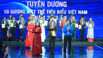 Trao thưởng 10 gương mặt trẻ Việt Nam tiêu biểu: Dám dấn thân, dám hành động