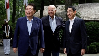 캠프 데이비드에서 메시지를 보내면서 공동 성명에 처음으로 '중국'이라는 이름이 등장했는데, 베이징은 어떤 반응을 보였나요?
