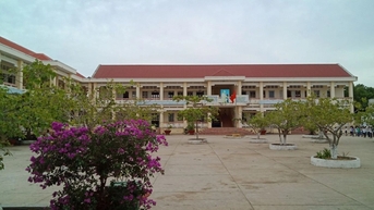 Cô giáo trường làng không học hàm học vị được phong tặng Nhà giáo nhân dân