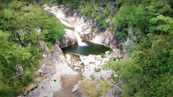 https://baogialai.com.vn/no-luc-tim-kiem-nguoi-mat-tich-khi-tam-thac-o-khanh-hoa-post241426.html