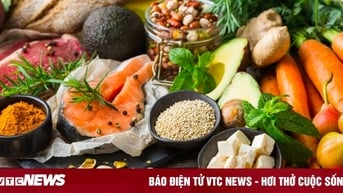 Chế độ ăn giúp tóc mọc khoẻ, bớt gãy rụng