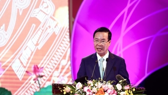 Tôn vinh những nghệ sĩ lao động bền bỉ, sáng tạo và có nhiều cống hiến nổi bật cho đời sống văn hóa nghệ thuật nước nhà