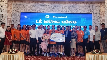 Đội bóng chuyền nữ TP.HCM được thưởng tiền tỉ sau khi thăng hạng