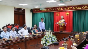 TT TVPL cho người chưa thành niên thăm, gặp gỡ lãnh đạo TAND Thanh Hoá
