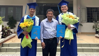 Hai nam sinh công bố nghiên cứu tại hội nghị AI hàng đầu thế giới
