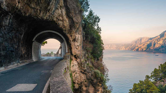 មើលផ្លូវដ៏ស្រស់ស្អាតនៅអឺរ៉ុប