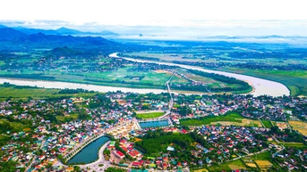 Thị trấn Thanh Chương đón nhận Cờ Thi đua xuất sắc của Chính phủ và công nhận đạt chuẩn đô thị văn minh