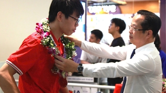 Cả 5 học sinh Việt Nam đoạt giải tại Olympic thiên văn và vật lý thiên văn quốc tế