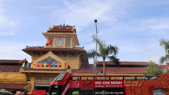 Tuyến buýt 2 tầng thoáng nóc Sài Gòn - Chợ Lớn chính thức vận hành