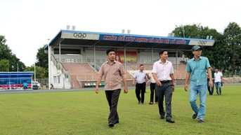 ស្រុក​ឡុង​ឌៀន​ត្រៀម​ខ្លួន​ជា​លើក​ដំបូង​ដើម្បី​«​ប្រឈម​មុខ​»​សួន​កុមារ​ធំ