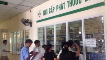Trường hợp nào người bệnh được chuyển thẳng tuyến trên