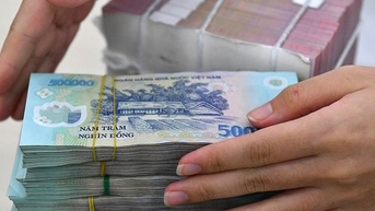 Bản tin kinh tế 21/1: Cây xăng báo cáo nội dung &amp;amp;apos;nóng&amp;amp;apos;; trung bình thưởng Tết