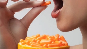 Điều gì xảy ra với cơ thể nếu lạm dụng bổ sung vitamin?