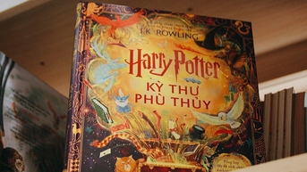 សៀវភៅពណ៌ Harry Potter ចេញផ្សាយជាភាសាវៀតណាមនៅថ្ងៃតែមួយជាមួយនឹងកំណែអន្តរជាតិ