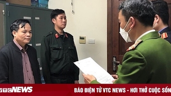 Cựu Giám đốc CDC Bắc Giang được tặng sổ tiết kiệm 5 tỷ với lời dặn 'khi nào cần rút gọi chị'