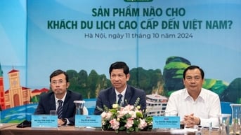 Tìm giải pháp thu hút khách du lịch cao cấp đến Việt Nam