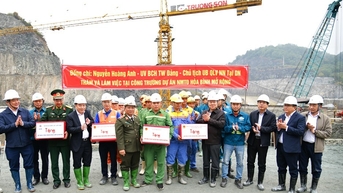 Sắp hè, lãnh đạo Ủy ban Quản lý vốn đôn đáo tới các thủy điện