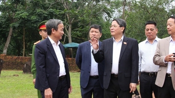 អនុប្រធានរដ្ឋសភា លោក Nguyen Duc Hai បានចុះពិនិត្យទីតាំងវត្ថុបុរាណ My Son។