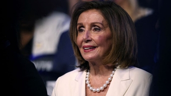 Bị thương khi đi công tác nước ngoài, bà Nancy Pelosi phải phẫu thuật thay khớp háng