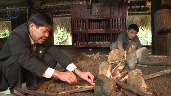 Lễ đắp bếp trong ngôi nhà Mường