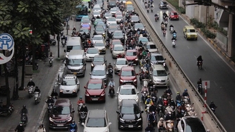 Ô nhiễm không khí, ùn tắc giao thông là vấn đề cấp bách tại Hà Nội