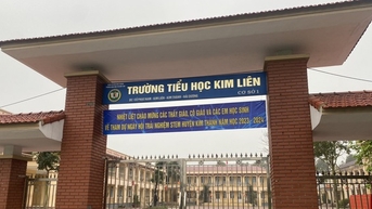 Chuyển tiền thưởng Tết, 20-11 rồi đòi lại: Hiệu trưởng nói 'vì phong trào của trường'