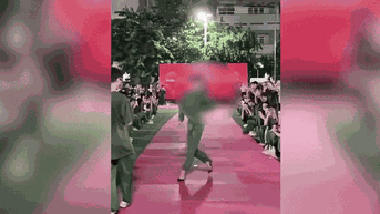 Trường ĐH Văn Lang lên tiếng về clip sinh viên mặc quân phục, mang giày cao gót