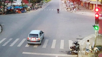 ប៉ូលីសស្រុក Tan Yen «ត្រជាក់» ផាកពិន័យ ៨ករណី ល្មើសច្បាប់ចរាចរណ៍ |=> ចុះផ្សាយក្នុងកាសែត Bac Giang
