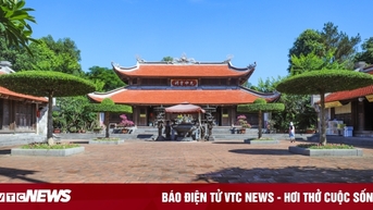 Khám phá ngôi đền thờ vua Quang Trung trên đỉnh núi xứ Nghệ