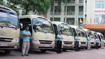 Từ 1/1/2025, xe đưa đón học sinh phải đảm bảo các điều kiện nào?