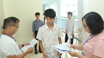 Hà Nội công bố cấu trúc định dạng, đề minh hoạ các môn thi lớp 10