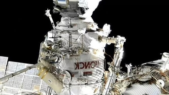 Phi hành gia Nga phá kỷ lục thời gian lưu lại trên ISS