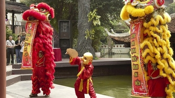 Chương trình múa rối Trăng trẻ thơ dành toàn bộ doanh thu ủng hộ đồng bào bị ảnh hưởng bởi lũ lụt