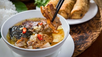 Bún chả, cơm tấm Việt lọt top '100 món ăn từ thịt lợn ngon nhất thế giới'